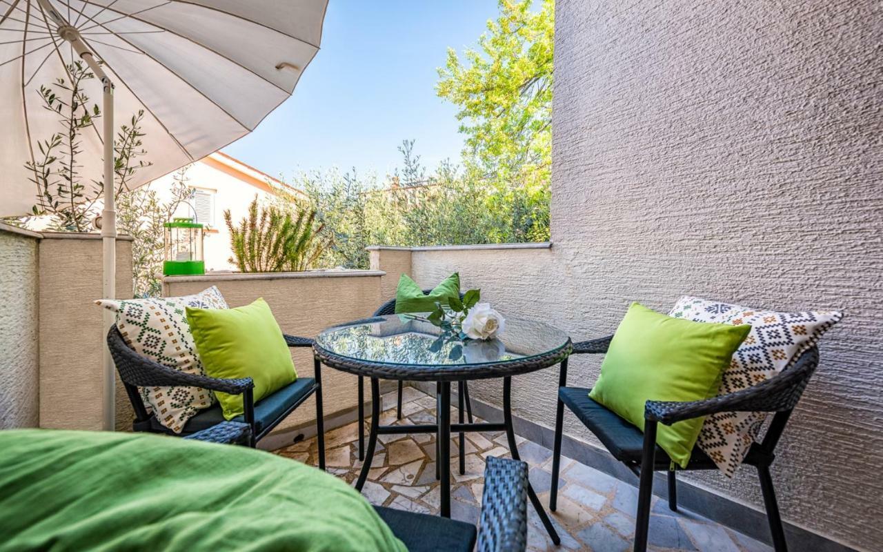 Apartman Percan Premantura Exterior photo